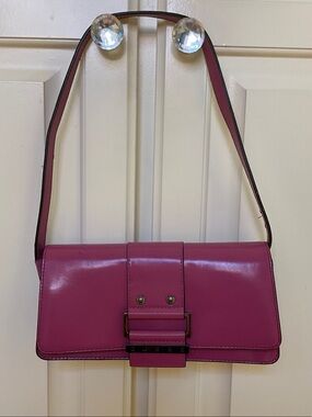Guess Shoulder Bag